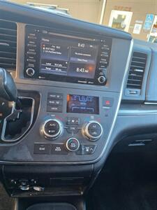 2019 Toyota Sienna SE 8-Passenger   - Photo 21 - Los Angeles, CA 90045