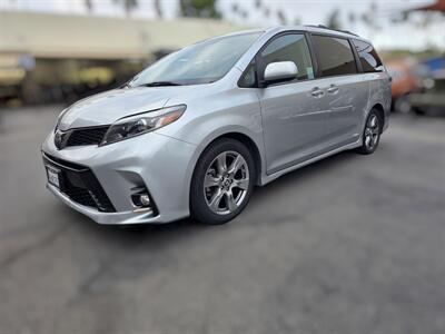 2019 Toyota Sienna SE 8-Passenger   - Photo 2 - Los Angeles, CA 90045