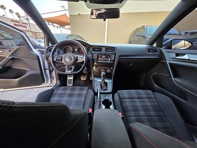 2015 Volkswagen Golf GTI S   - Photo 10 - Los Angeles, CA 90045