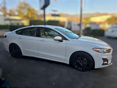 2019 Ford Fusion SE   - Photo 2 - Los Angeles, CA 90045