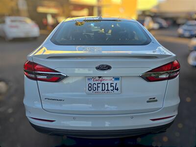 2019 Ford Fusion SE   - Photo 9 - Los Angeles, CA 90045