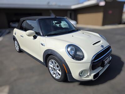 2020 MINI Convertible Cooper S   - Photo 12 - Los Angeles, CA 90045