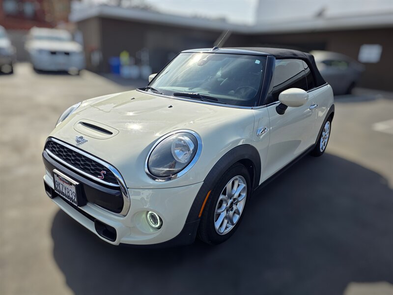 2020 MINI Convertible Cooper S   - Photo 1 - Los Angeles, CA 90045