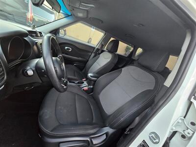 2018 Kia Soul +   - Photo 10 - Los Angeles, CA 90045