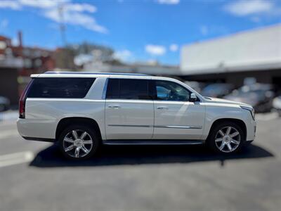 2015 Cadillac Escalade ESV Luxury   - Photo 9 - Los Angeles, CA 90045