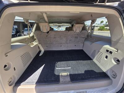 2015 Cadillac Escalade ESV Luxury   - Photo 18 - Los Angeles, CA 90045