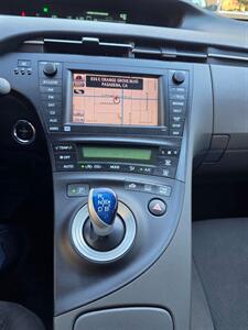 2011 Toyota Prius Three   - Photo 17 - Los Angeles, CA 90045