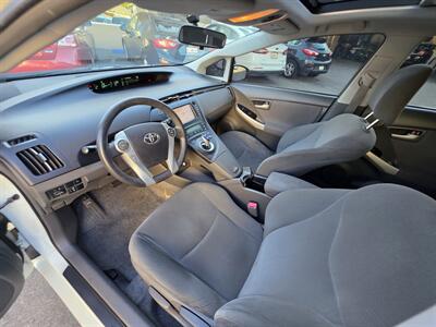 2011 Toyota Prius Three   - Photo 14 - Los Angeles, CA 90045