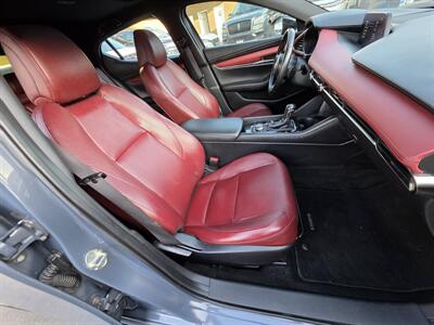 2020 Mazda Mazda3 Hatchback Premium   - Photo 11 - Los Angeles, CA 90045