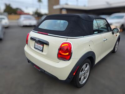 2019 MINI Convertible Cooper   - Photo 11 - Los Angeles, CA 90045