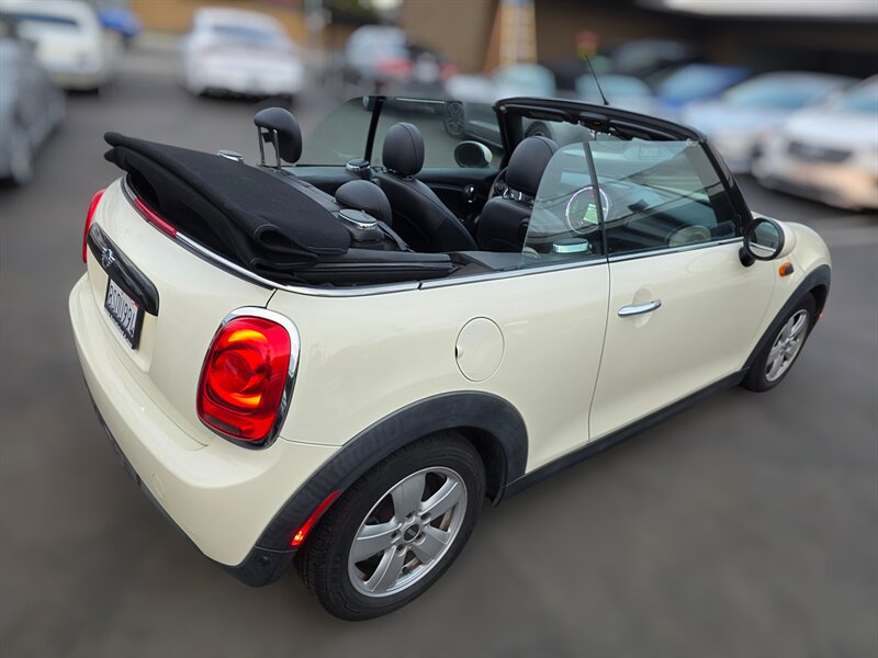 2019 Mini Cooper Convertible photo 4