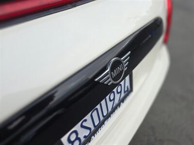 2019 MINI Convertible Cooper   - Photo 23 - Los Angeles, CA 90045