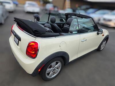 2019 MINI Convertible Cooper   - Photo 17 - Los Angeles, CA 90045