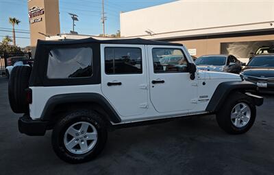 2018 Jeep Wrangler JK Unlimited Sport   - Photo 7 - Los Angeles, CA 90045