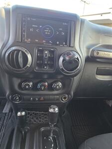 2018 Jeep Wrangler JK Unlimited Sport   - Photo 17 - Los Angeles, CA 90045