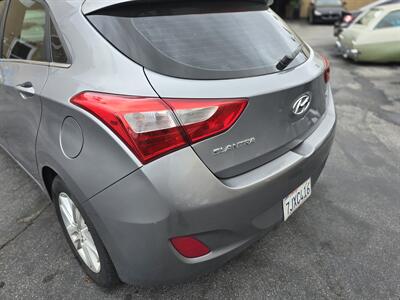 2014 Hyundai ELANTRA GT GLS   - Photo 11 - Los Angeles, CA 90045