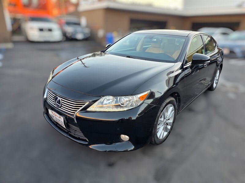 2015 Lexus ES 300h   - Photo 1 - Los Angeles, CA 90045