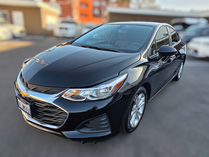2019 Chevrolet Cruze LS   - Photo 1 - Los Angeles, CA 90045
