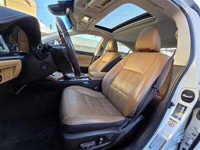 2016 Lexus ES 300h - Photo 17 - Los Angeles, CA 90045