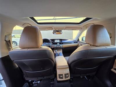 2016 Lexus ES 300h - Photo 14 - Los Angeles, CA 90045