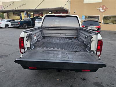 2019 Honda Ridgeline Sport   - Photo 13 - Los Angeles, CA 90045