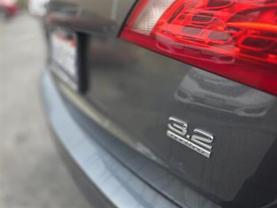 2012 Audi Q5 3.2 quattro Premium Plus   - Photo 10 - Los Angeles, CA 90045