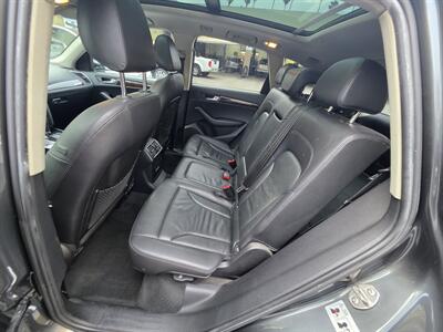 2012 Audi Q5 3.2 quattro Premium Plus   - Photo 14 - Los Angeles, CA 90045