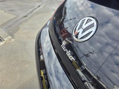 2013 Volkswagen Beetle-Classic Turbo PZEV Fender Edition - Photo 16 - Los Angeles, CA 90045