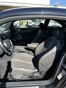 2013 Volkswagen Beetle-Classic Turbo PZEV Fender Edition - Photo 10 - Los Angeles, CA 90045