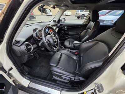 2015 MINI Hardtop 4 Door Cooper S   - Photo 13 - Los Angeles, CA 90045