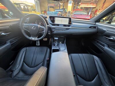 2019 Lexus ES 350   - Photo 15 - Los Angeles, CA 90045
