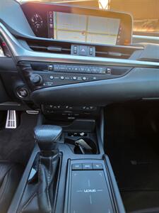 2019 Lexus ES 350   - Photo 13 - Los Angeles, CA 90045