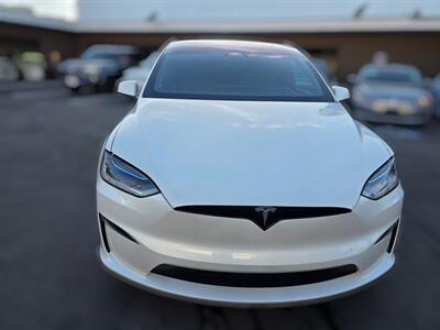 2022 Tesla Model X   - Photo 10 - Los Angeles, CA 90045