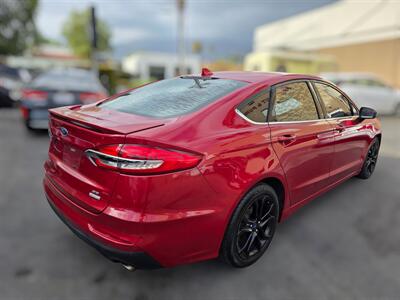 2020 Ford Fusion SE   - Photo 4 - Los Angeles, CA 90045
