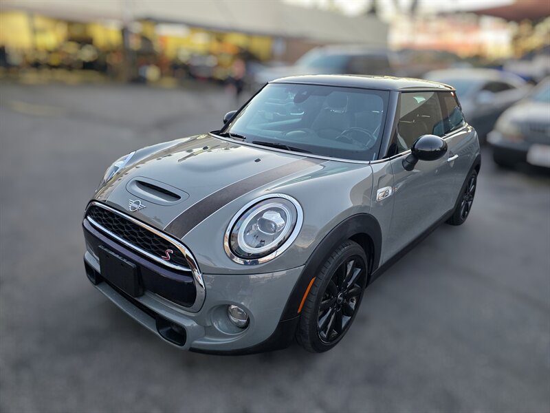 2019 MINI Hardtop 2 Door S's photo