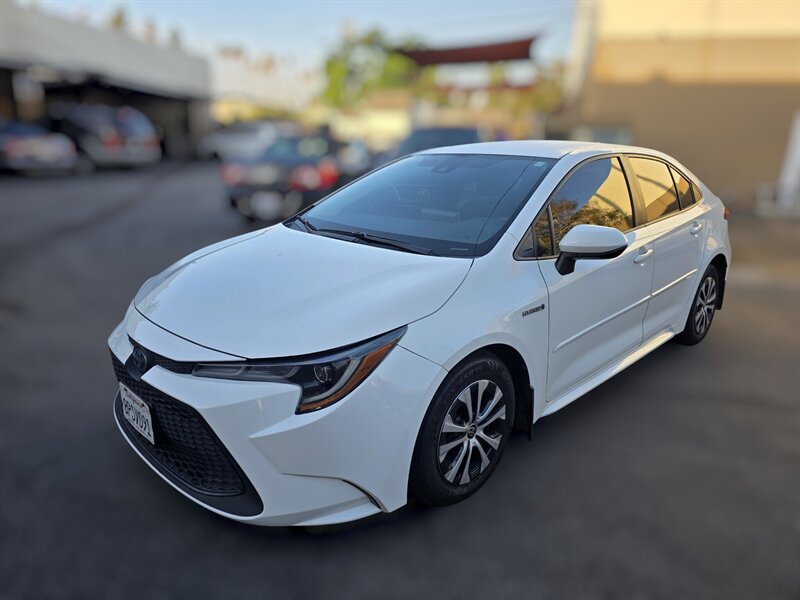 2020 Toyota Corolla Hybrid LE  