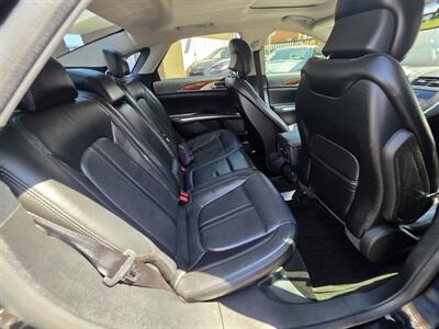 2016 Lincoln MKZ Hybrid - Photo 17 - Los Angeles, CA 90045