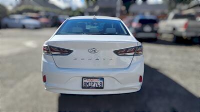 2019 Hyundai SONATA Hybrid SE   - Photo 7 - Los Angeles, CA 90045