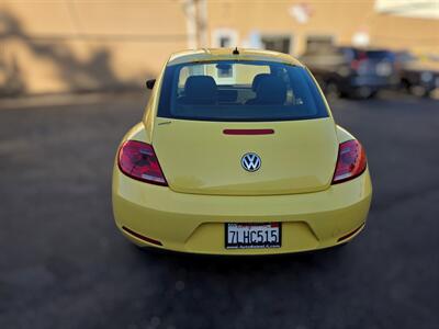 2012 Volkswagen Beetle-Classic 2.5L PZEV - Photo 9 - Los Angeles, CA 90045