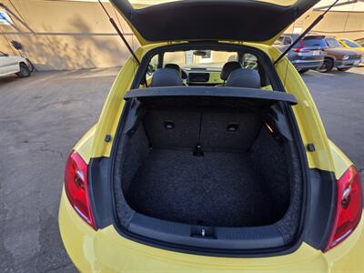 2012 Volkswagen Beetle-Classic 2.5L PZEV - Photo 17 - Los Angeles, CA 90045