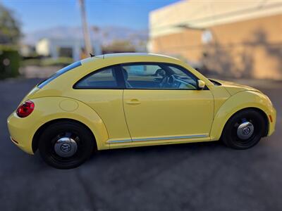 2012 Volkswagen Beetle-Classic 2.5L PZEV - Photo 8 - Los Angeles, CA 90045