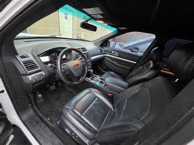 2017 Ford Explorer XLT   - Photo 8 - Los Angeles, CA 90045
