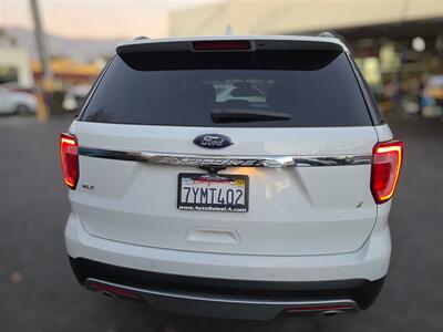 2017 Ford Explorer XLT   - Photo 4 - Los Angeles, CA 90045