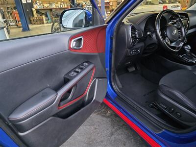 2020 Kia Soul GT-Line   - Photo 18 - Los Angeles, CA 90045