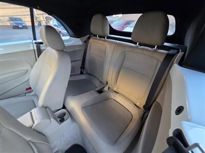 2015 Volkswagen Beetle Convertible 1.8T PZEV   - Photo 18 - Los Angeles, CA 90045