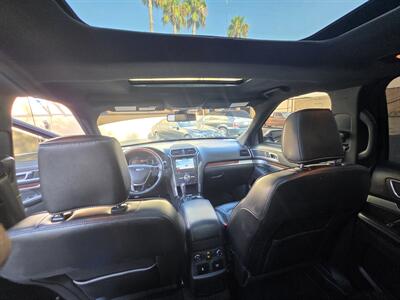 2018 Ford Explorer Platinum   - Photo 16 - Los Angeles, CA 90045