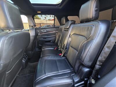 2018 Ford Explorer Platinum   - Photo 17 - Los Angeles, CA 90045