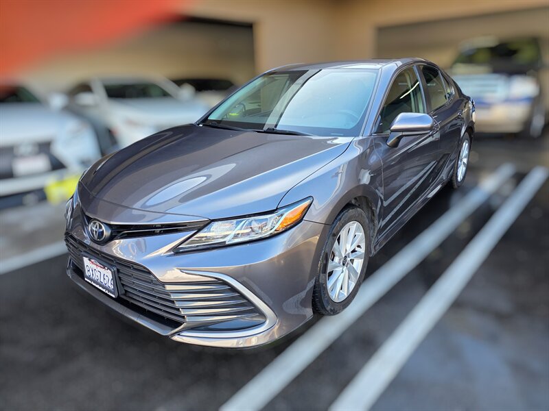 2021 Toyota Camry LE  