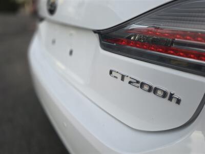 2013 Lexus CT 200h   - Photo 11 - Los Angeles, CA 90045