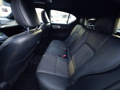 2013 Lexus CT 200h   - Photo 15 - Los Angeles, CA 90045